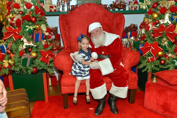 Balneário Shopping tem horário ampliado até o Natal