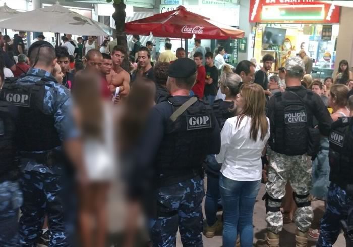 Operação conjunta fiscaliza desordem e irregularidades no calçadão da Avenida Central 1 operação calçadão central
