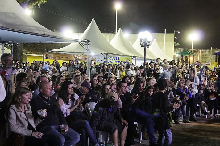 Mais de duas mil pessoas prestigiaram abertura da Festa do Bom Sucesso em Balneário Camboriú