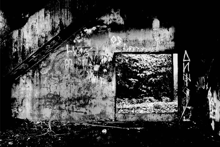 Exposição fotográfica revela a poesia invisível das estações abandonadas
