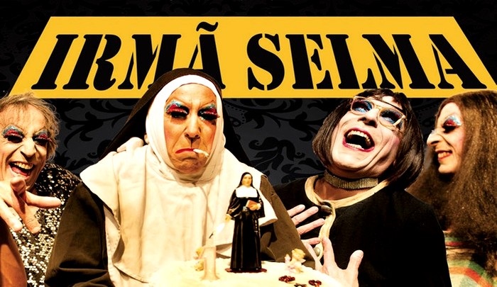 Teatro Bruno Nitz recebe show de humor “Irmã Selma” nesta sexta-feira, 8