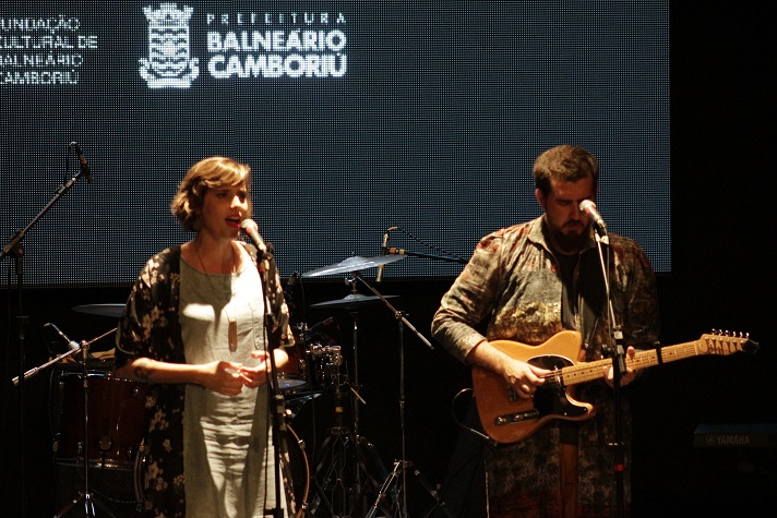 Noite de MPB e Samba contempla mais cinco finalistas do Festival da Canção