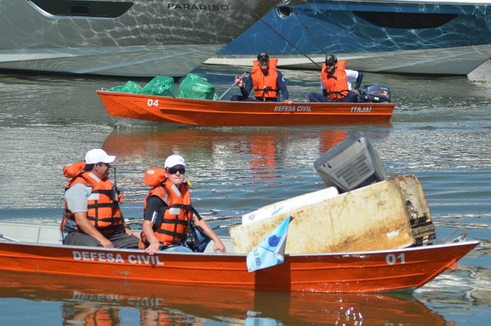 Donos de embarcações podem participar do mutirão Juntos Pelo Rio e Contra o Aedes aegypti