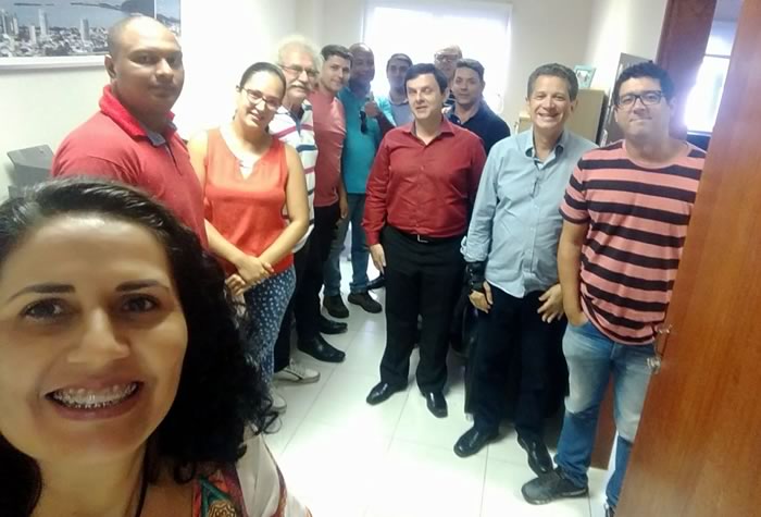 Direção do PCdoB se reúne em Itajaí