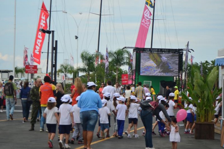 Falta um mês para a abertura da Vila da Regata no Brasil