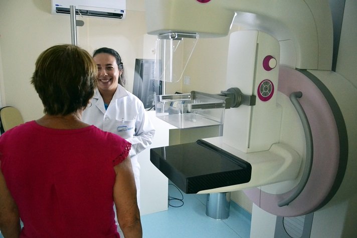 Secretaria de Saúde Camboriú zera fila de espera para exames de mamografia