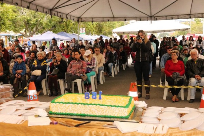 Corte do bolo na Beira-rio marca comemorações dos 158 anos de Itajaí