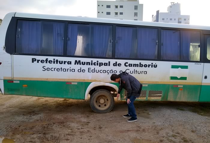 Vereador denuncia condições do transporte escolar de Camboriú
