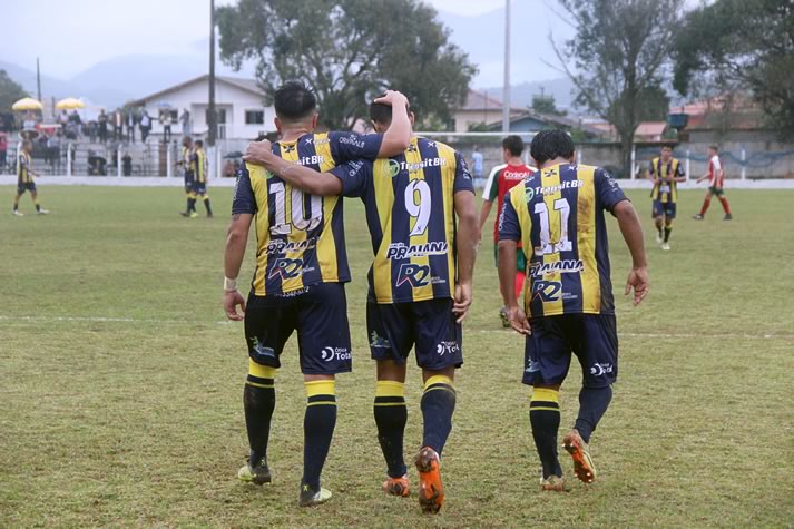 Goleada: Atlético Itajaí faz 7 a 0 na estreia da Série C