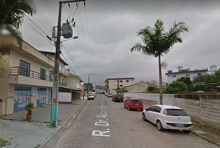 Trecho da Rua Dr. Acácio Bernardes passará a ter mão única