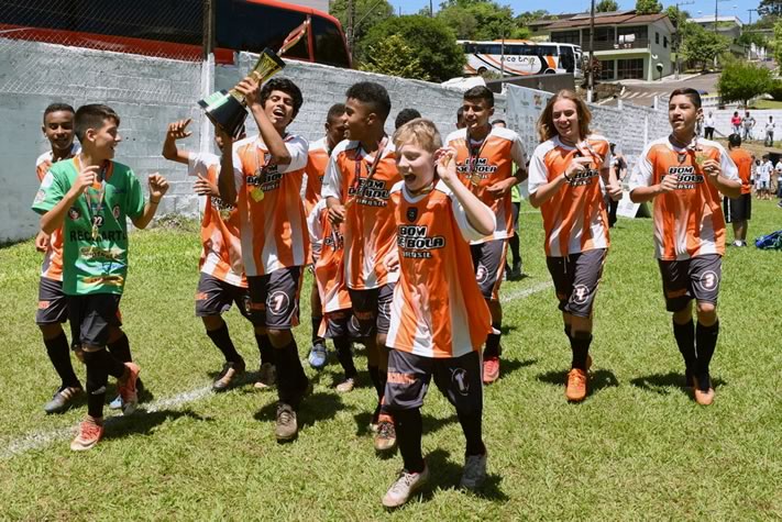 Time de futsal do Recriarte representa o Brasil no 24º Jogos Sul-americanos Escolares