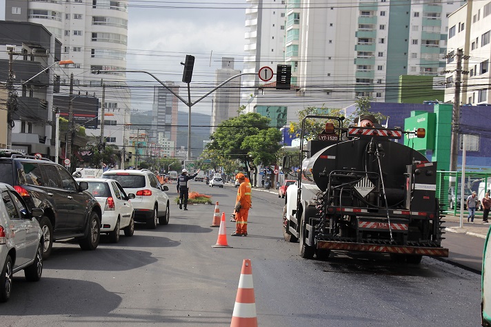 Trecho da Terceira Avenida e ruas no entorno passam a ter sentido único