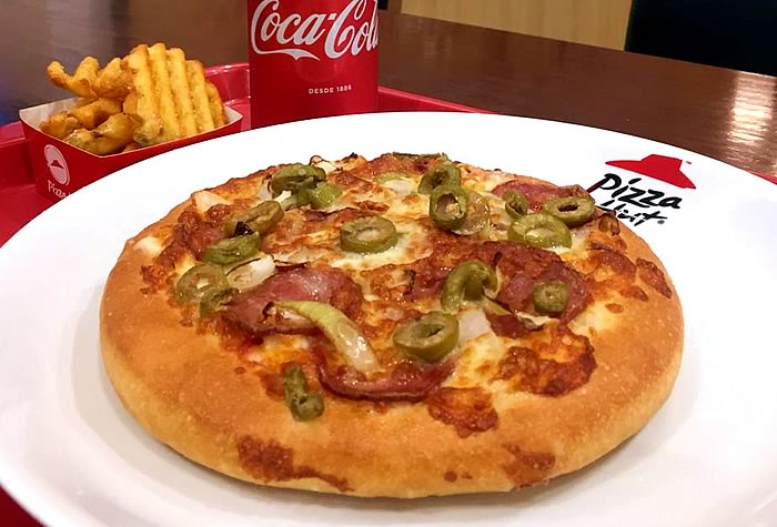 Pizza Hut inaugura no Balneário Shopping