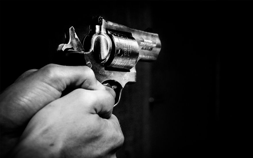 Ataque ciumento: ex-marido dispara contra novo companheiro da ex em Camboriú