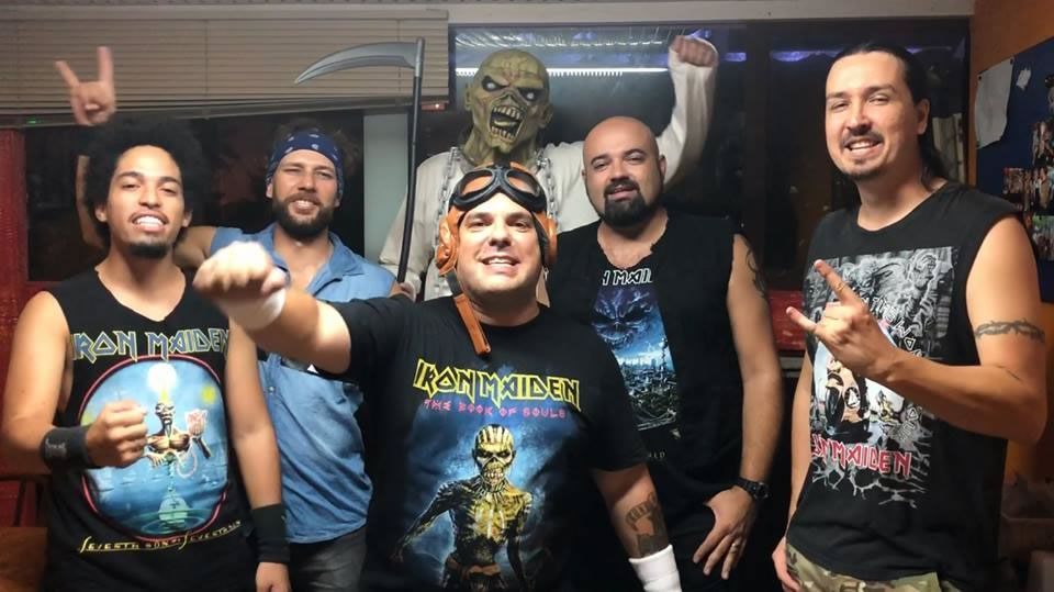 Tributo à banda Iron Maiden comanda palco em Balneário Camboriú nesta sexta, 15