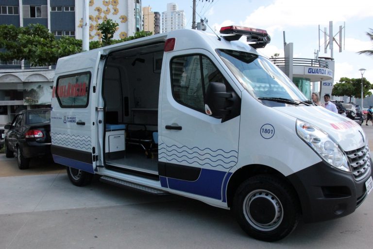 Nova ambulância para transporte básico e avançado é adquirida em BC