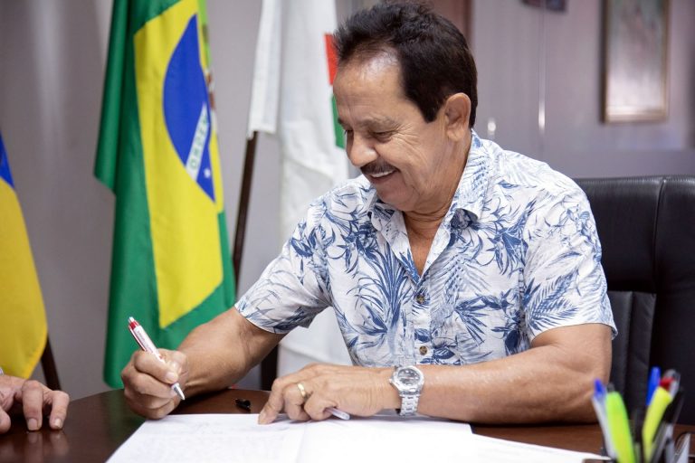 Laudelino Lamim assume vaga na Câmara de Itajaí