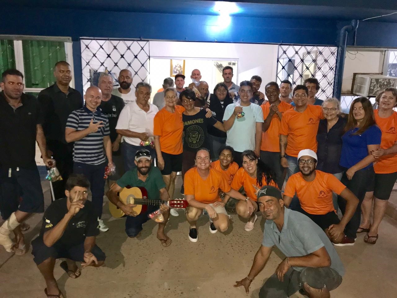 Acolhidos da Casa de Passagem do Migrante participaram de jantar de Páscoa