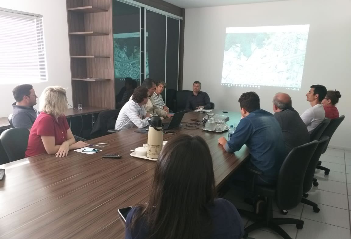 Vereadores de Camboriú se reúnem com representantes da Autopista Litoral Sul