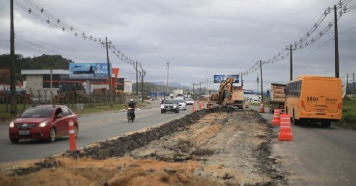 Obras da duplicação da Rodovia Antônio Heil ganham continuidade