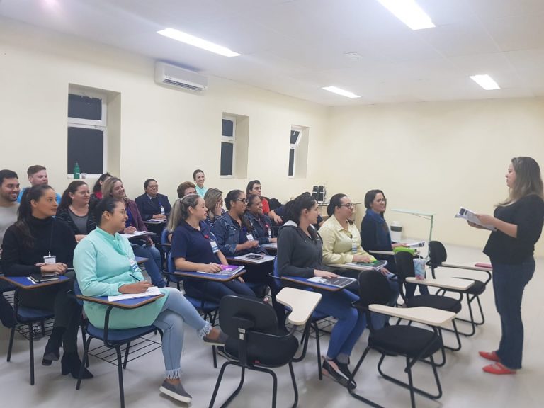 Funcionários do Hospital  Ruth Cardoso participam de curso de espanhol