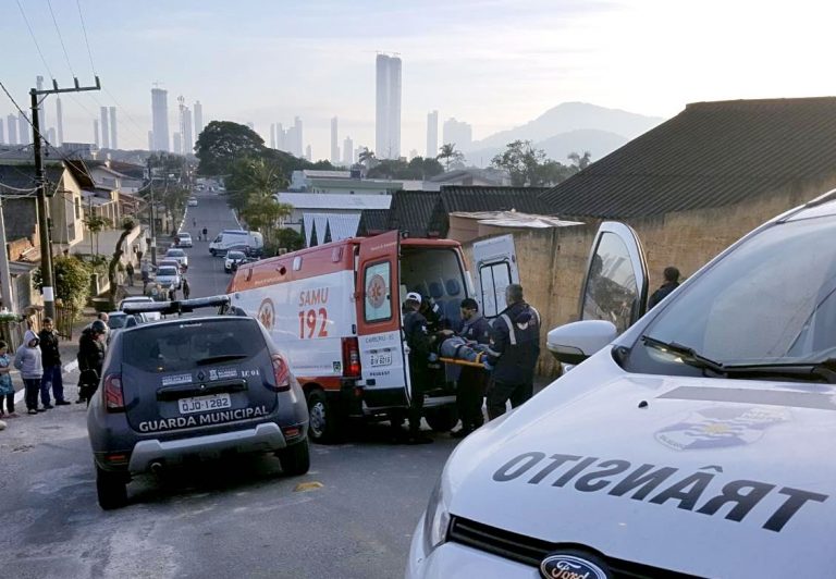 Acidente entre S10 e Biz deixa motociclista em estado grave no Nova Esperança