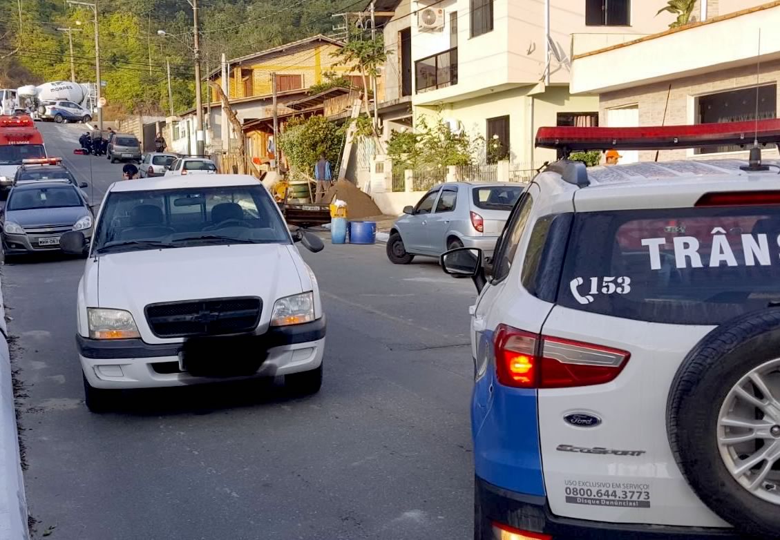 Acidente entre S10 e Biz deixa motociclista em estado grave no Nova Esperança 1 s10