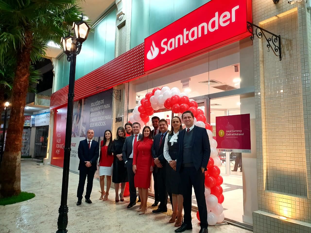 Santander abre agência em Itapema
