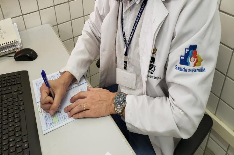 Itajaí abre processo seletivo para contratação de médicos, enfermeiros e técnicos de enfermagem