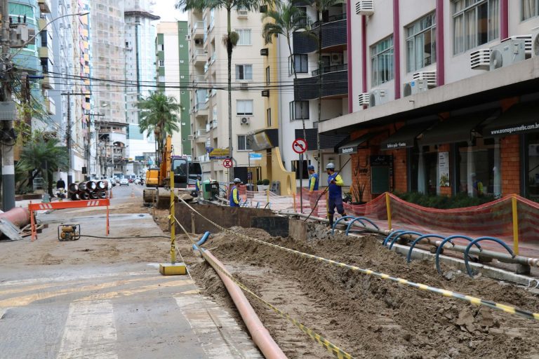 Emissário é interligado com a Estação Elevatória da Avenida Alvin Bauer