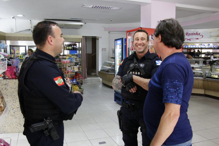 Policiamento Comunitário chega ao Pioneiros e Praia dos Amores
