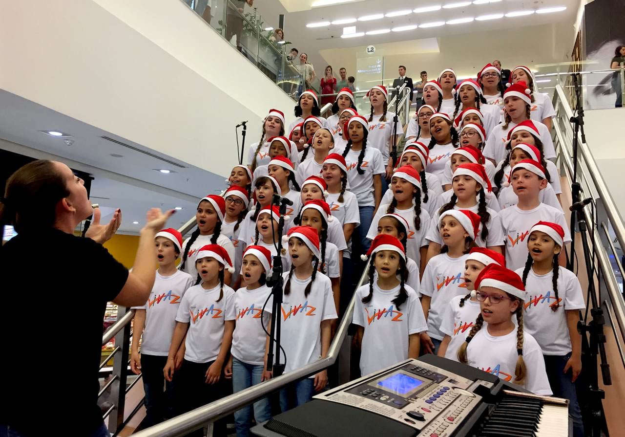 Espetáculos de Natal trazem a magia da data para o Balneário Shopping