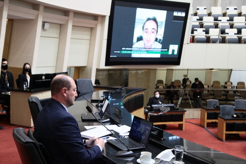 Deputado Carlos Humberto se despede da Assembleia Legislativa