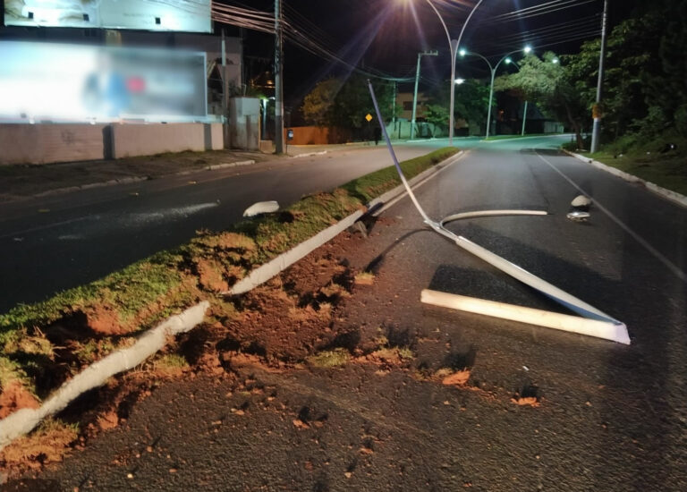 Fim de semana com acidentes de trânsito na Avenida Brasil e Praia dos amores