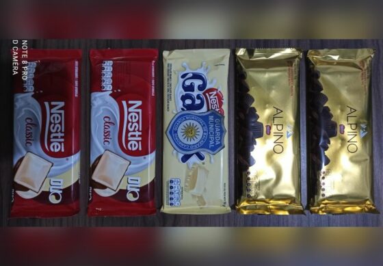 Mulher com 50 passagens policiais é flagrada furtando chocolate em loja de conveniência