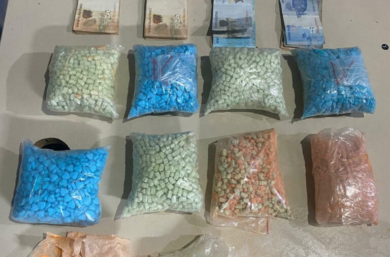 Homem é preso com oito mil comprimidos de ecstasy em Camboriú