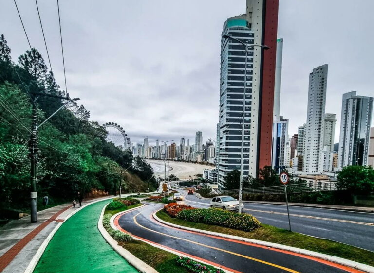 Semana termina com tempo seco e frio de inverno em SC