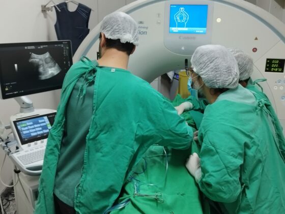 Hospital Marieta realiza procedimento inédito em paciente renal com tumor inoperável