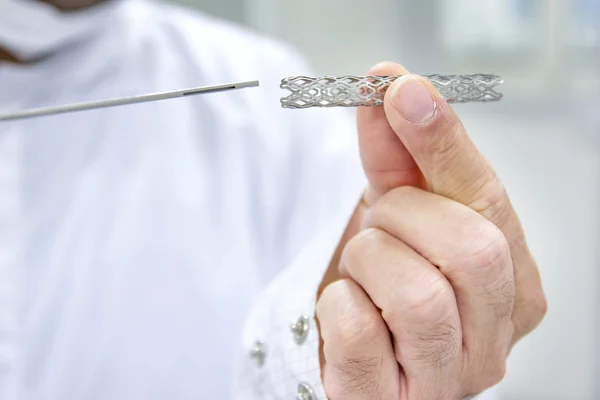 SUS deve fornecer angioplastia com stent farmacológico para todos pacientes de BC