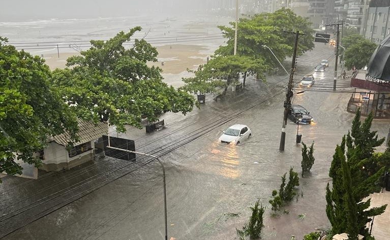 Acumulado de chuva é de 264,25 mm em Balneário Camboriú