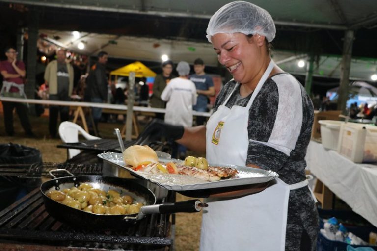 Festa da Tainha começa dia 30 de junho no Estaleiro