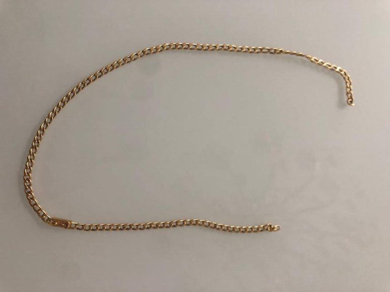 Morador luta com ladrões por sua corrente de ouro na Avenida Atlântica
