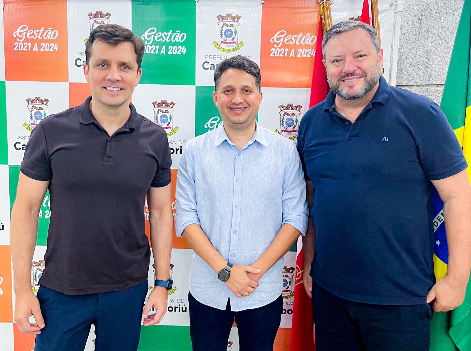 Fabrício e Elcio discutem pautas conjuntas entre os BC e Camboriú 1 encontro prefeitos