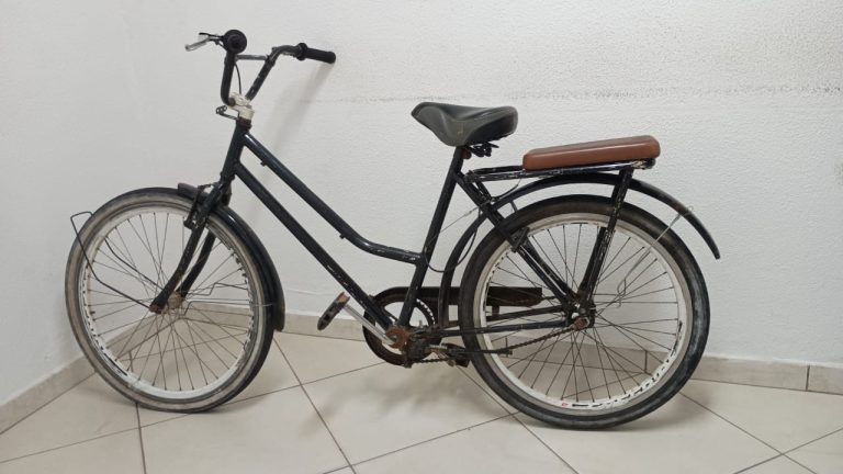 Receptador de bicicleta sofre acidente e dono reconhece veículo no estacionamento da UPA